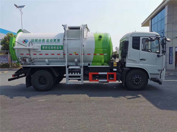 东风天锦11方餐厨垃圾车