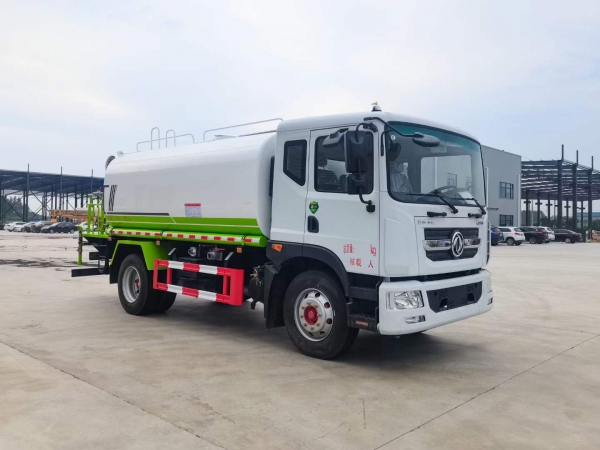 东风D9雾炮车(12-14方)