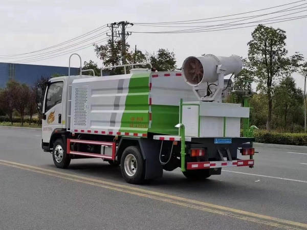 重汽豪曼蓝牌抑尘车