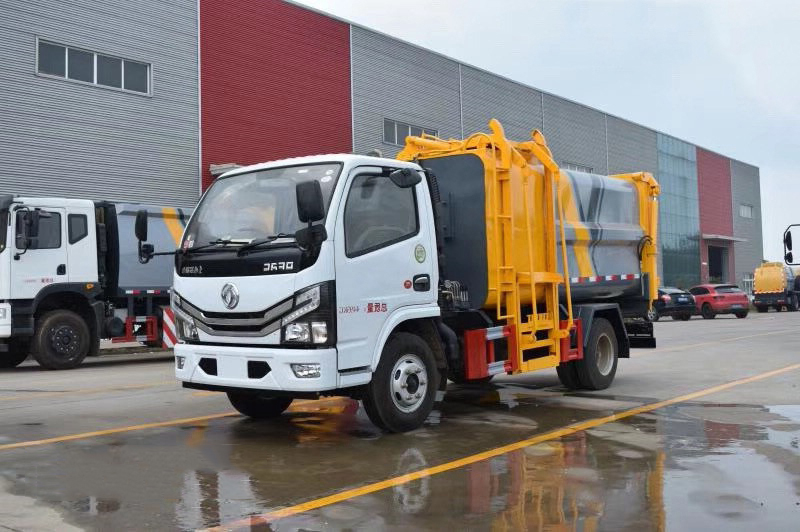  国六7方 蓝牌东风D6 侧装压缩垃圾车